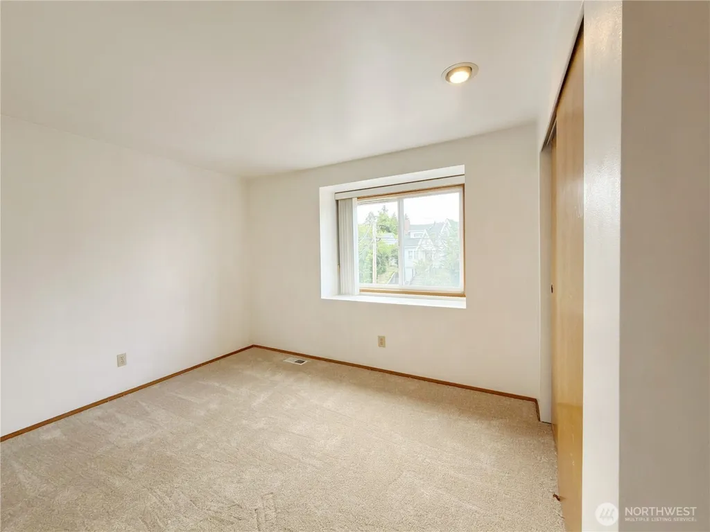 2539 S Graham Seattle WA 98108