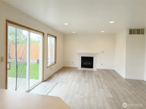 2539 S Graham Seattle WA 98108