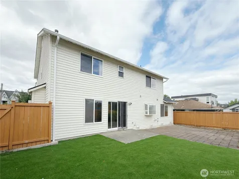 2539 S Graham Seattle WA 98108