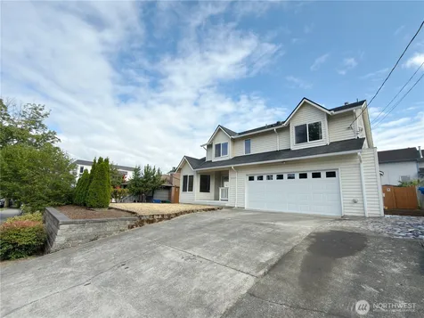 2539 S Graham Seattle WA 98108