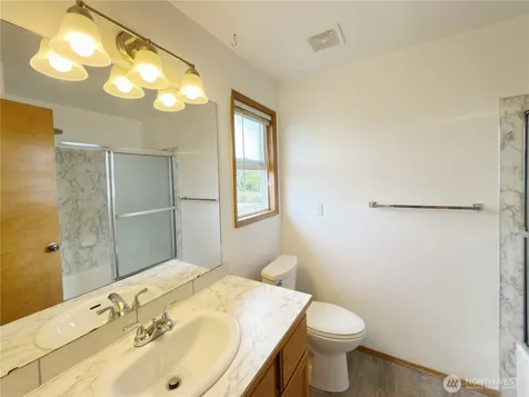 2539 S Graham Seattle WA 98108
