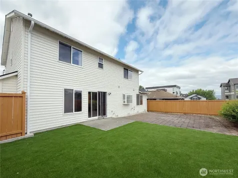 2539 S Graham Seattle WA 98108
