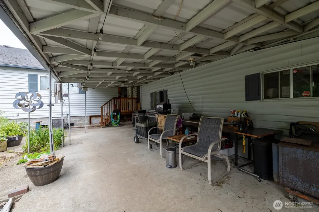 1128 H Street Centralia WA 98531