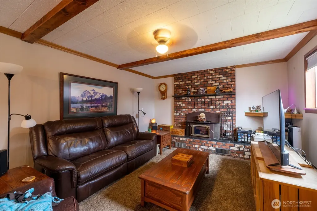 1128 H Street Centralia WA 98531