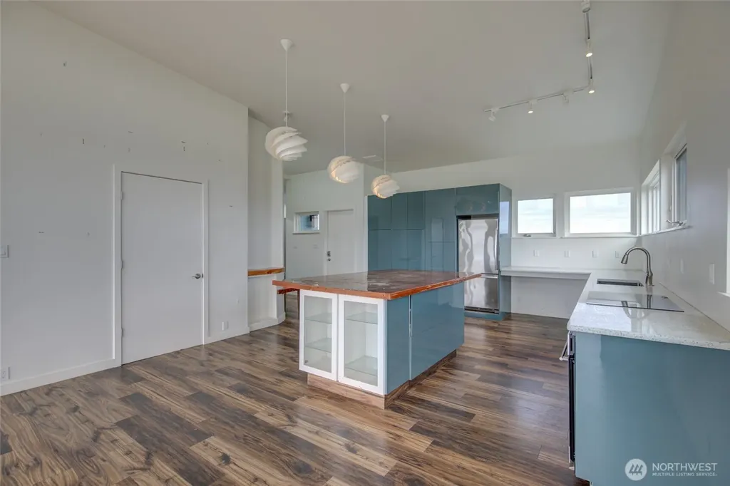1065 Ocean Shores Boulevard SW Ocean Shores WA 98569