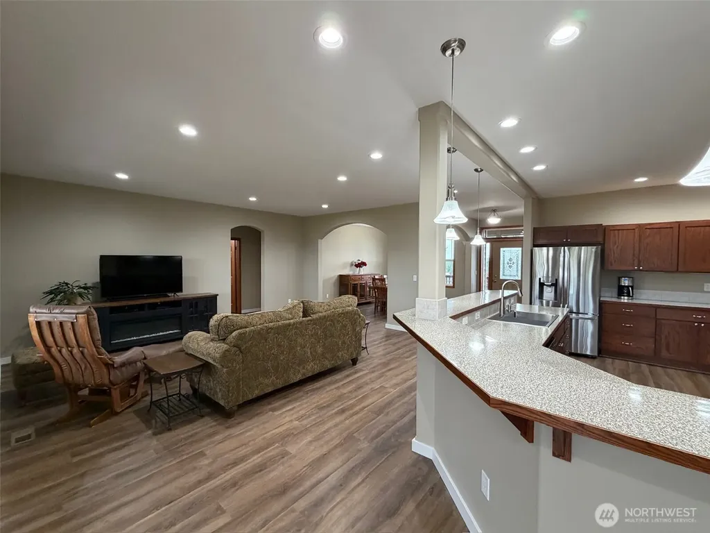 117 Garrett Loop Chehalis WA 98532