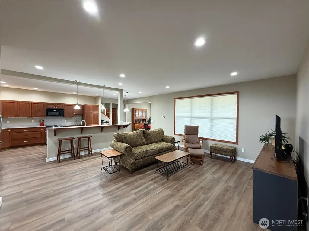 117 Garrett Loop Chehalis WA 98532