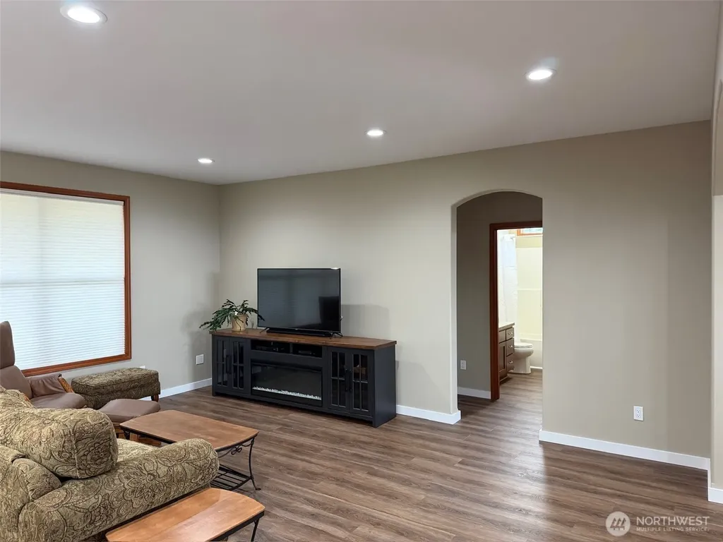 117 Garrett Loop Chehalis WA 98532
