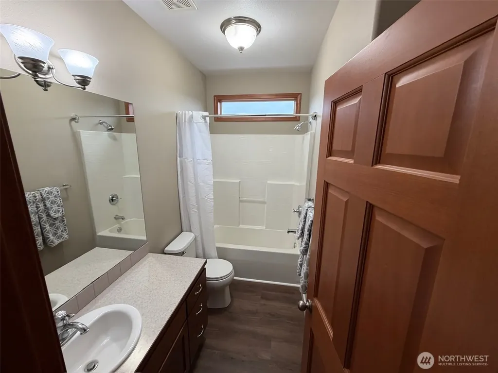 117 Garrett Loop Chehalis WA 98532