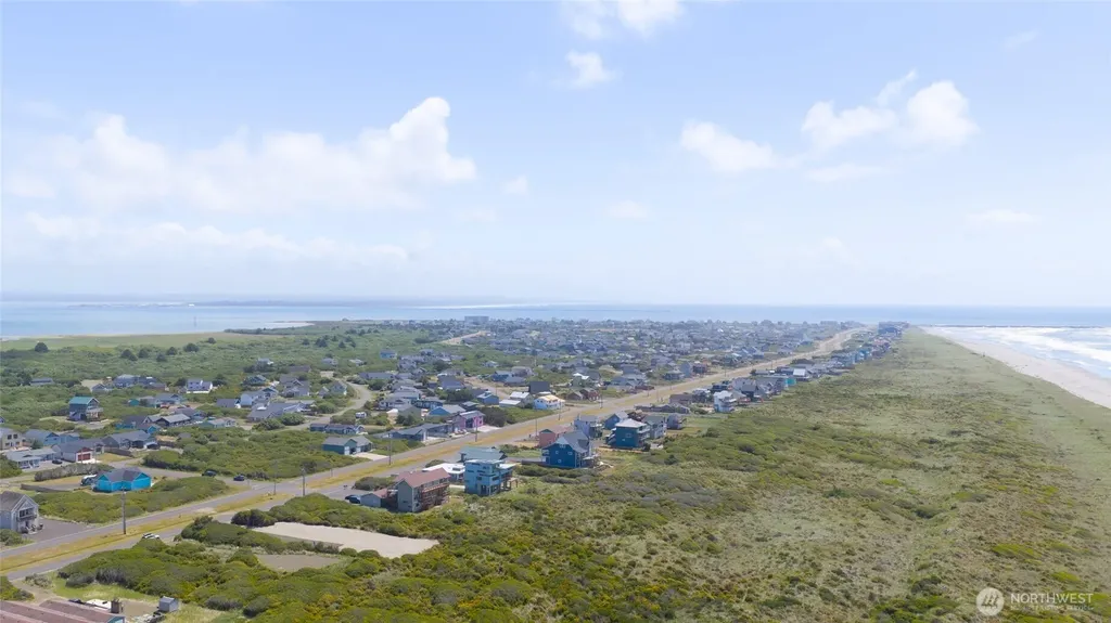 1069 Ocean Shores Boulevard SW Ocean Shores WA 98569