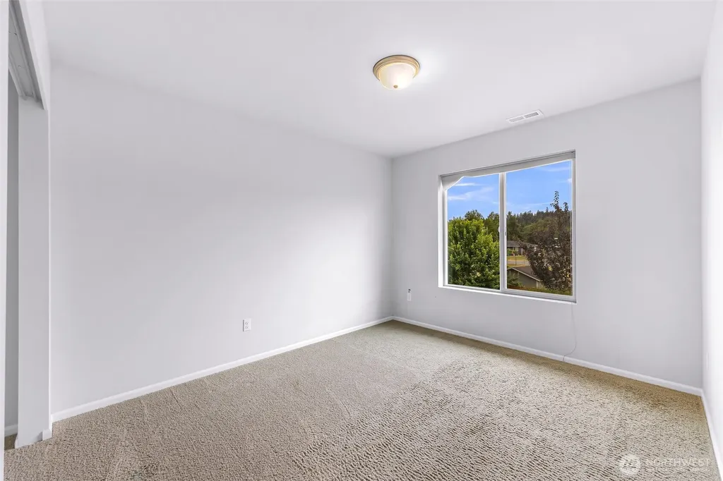 337 Cambridge Loop Sedro Woolley WA 98284