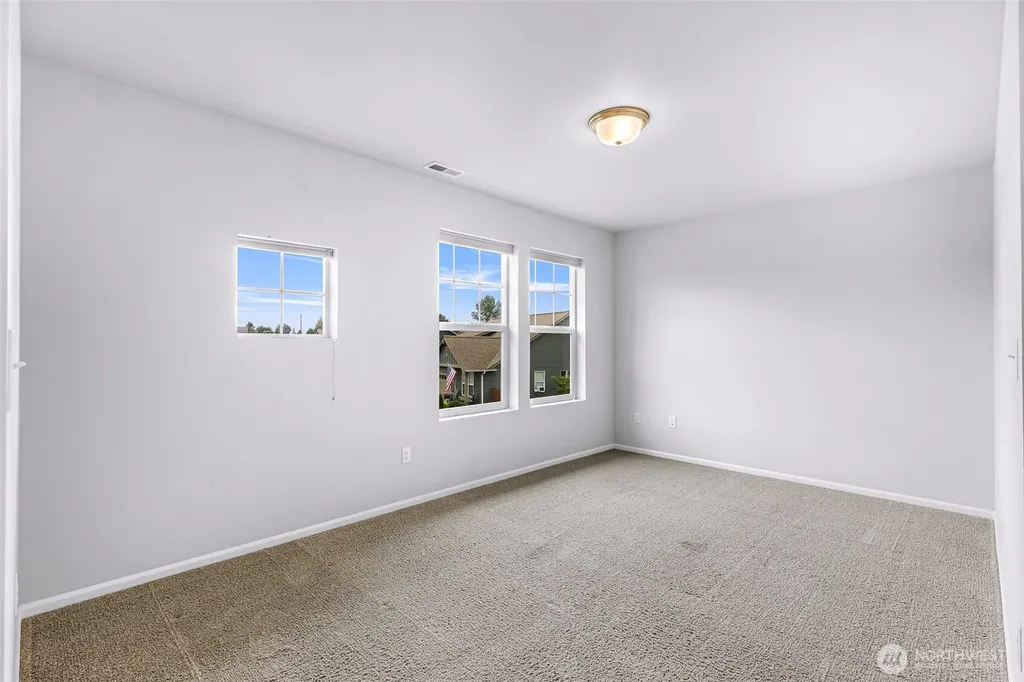 337 Cambridge Loop Sedro Woolley WA 98284