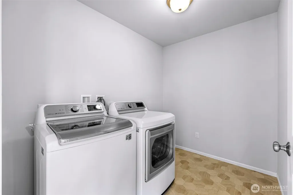 337 Cambridge Loop Sedro Woolley WA 98284