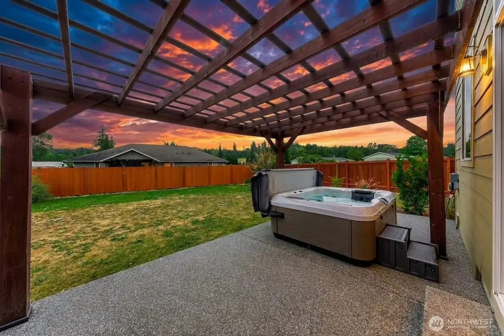 337 Cambridge Loop Sedro Woolley WA 98284
