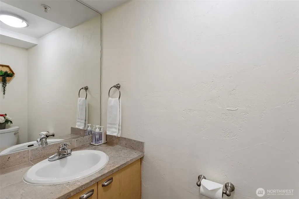 425 Vine Street Seattle WA 98121