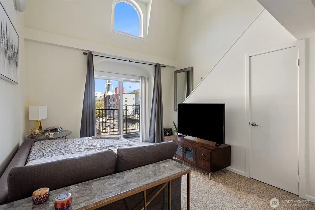 425 Vine Street Seattle WA 98121