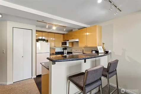 425 Vine Street Seattle WA 98121