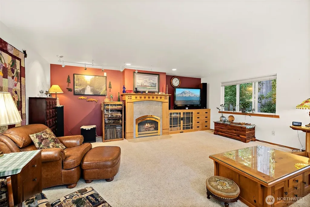 19810 98th Avenue NE Bothell WA 98011