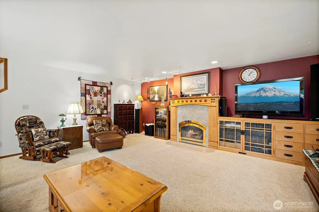19810 98th Avenue NE Bothell WA 98011