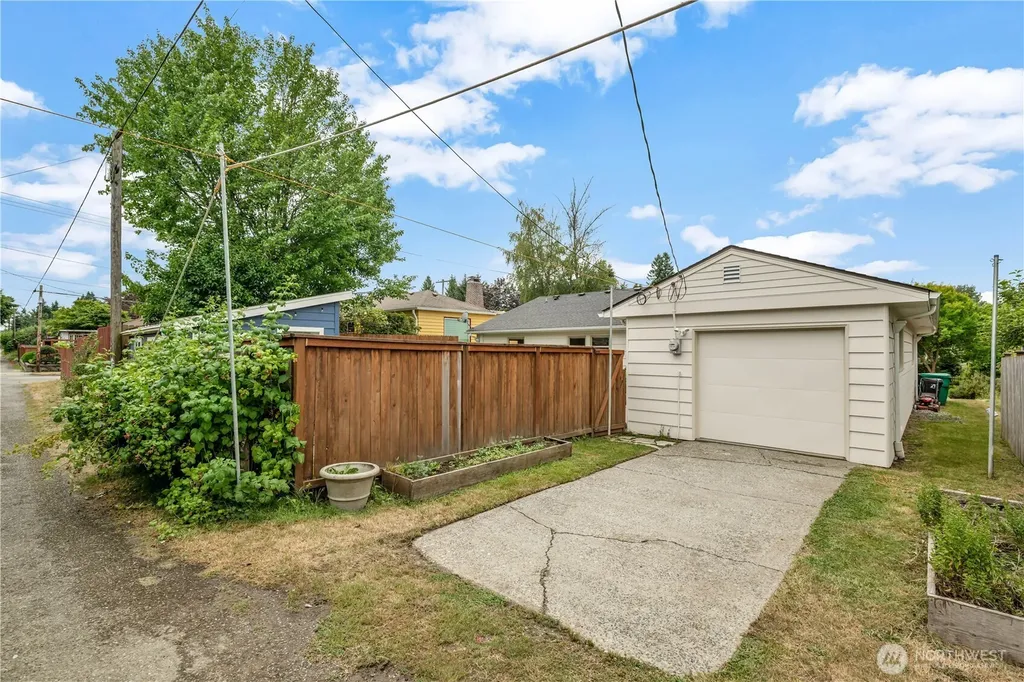 514 Milroy Street SW Olympia WA 98502