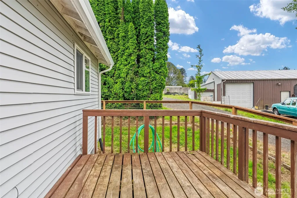 53 Michael Street Cathlamet WA 98612