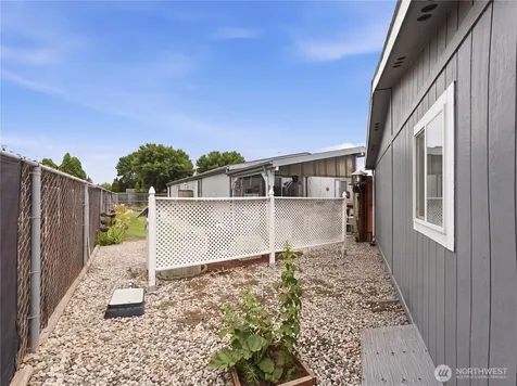 1718 Clark Drive Wenatchee WA 98801