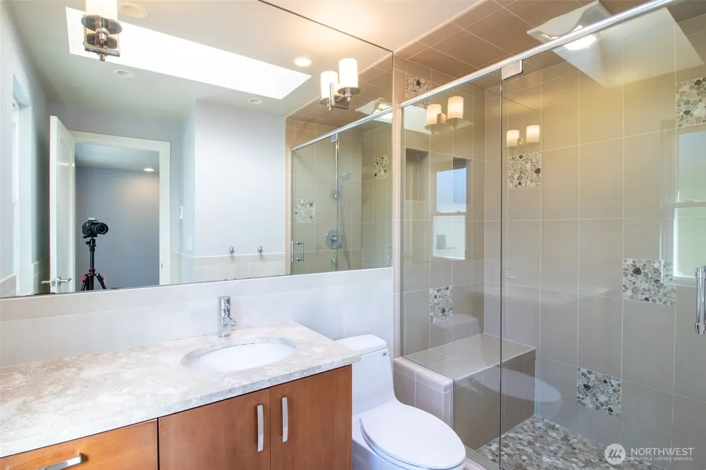 18217 NE 21st Street Redmond WA 98052