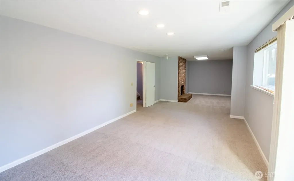 18217 NE 21st Street Redmond WA 98052