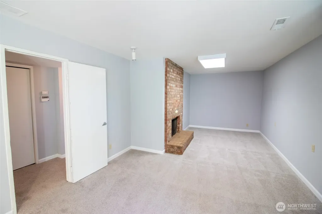 18217 NE 21st Street Redmond WA 98052