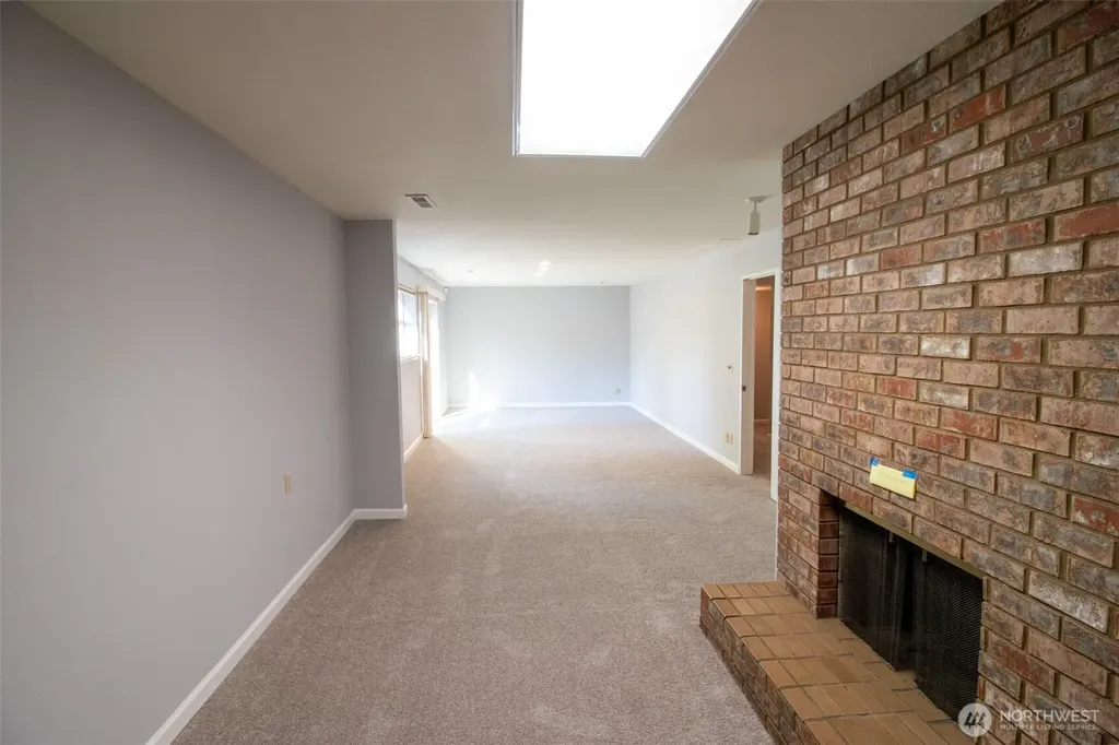 18217 NE 21st Street Redmond WA 98052
