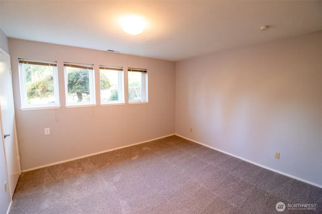 18217 NE 21st Street Redmond WA 98052