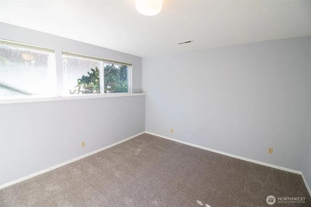 18217 NE 21st Street Redmond WA 98052
