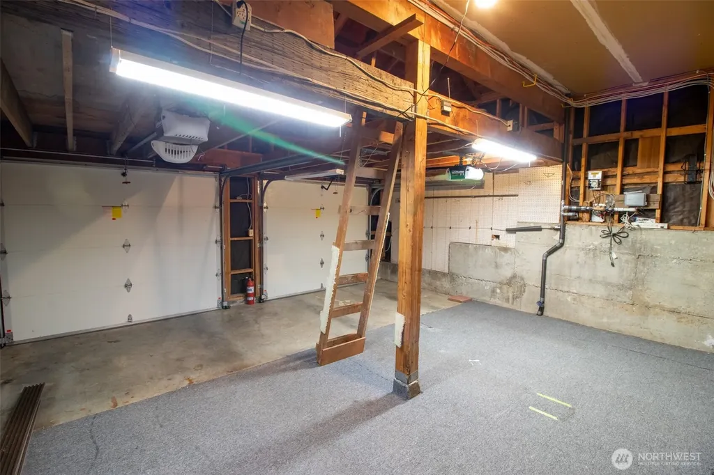 18217 NE 21st Street Redmond WA 98052