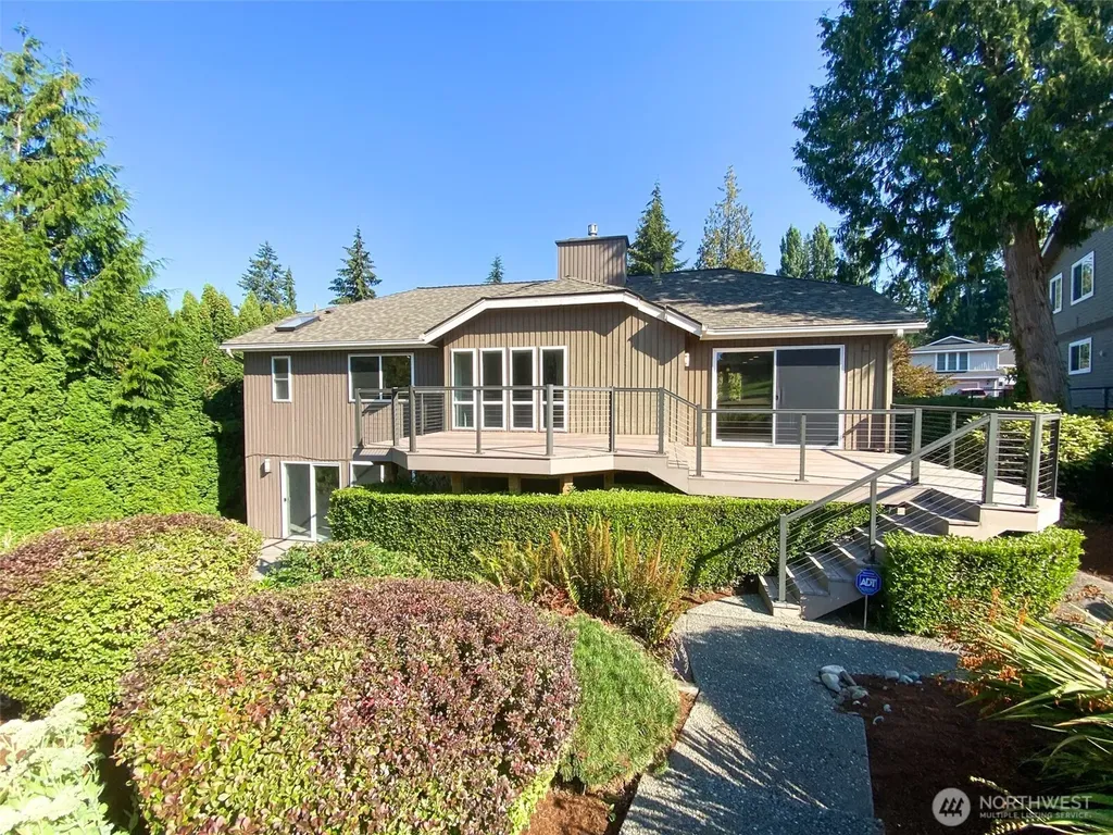 18217 NE 21st Street Redmond WA 98052