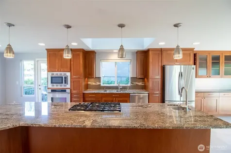 18217 NE 21st Street Redmond WA 98052