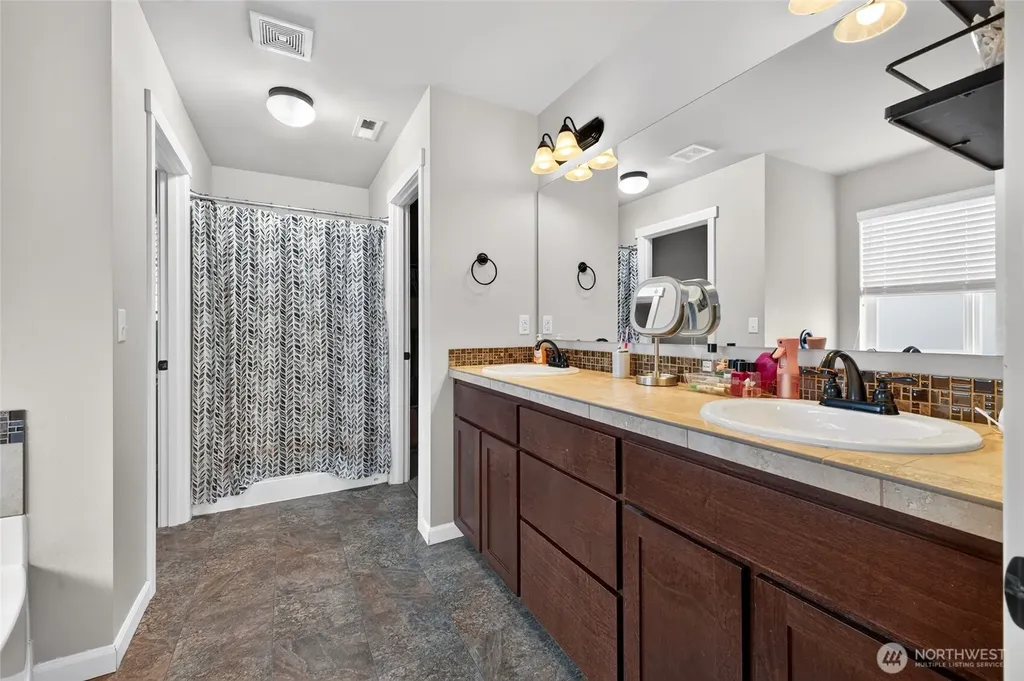 12014 181st Avenue E Bonney Lake WA 98391