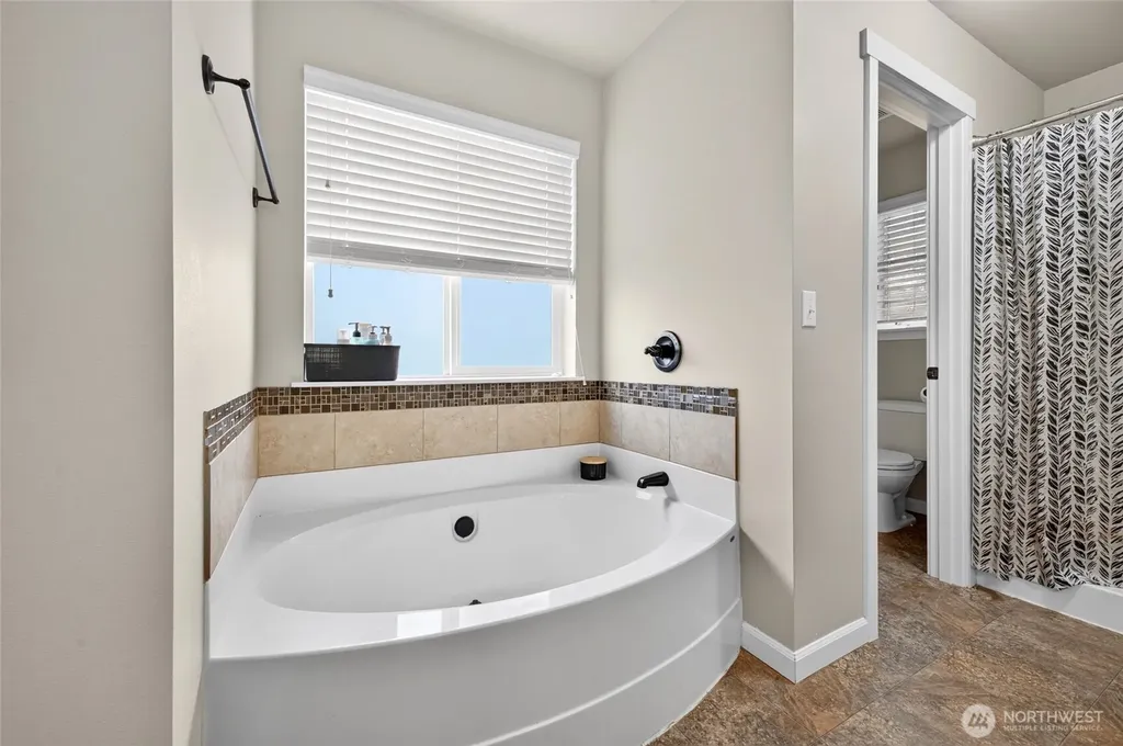 12014 181st Avenue E Bonney Lake WA 98391