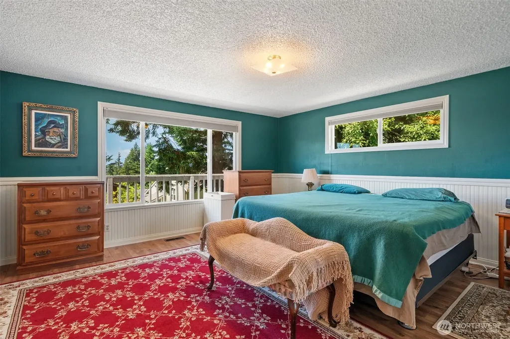 8101 Mcintyre Lane NE Bremerton WA 98311