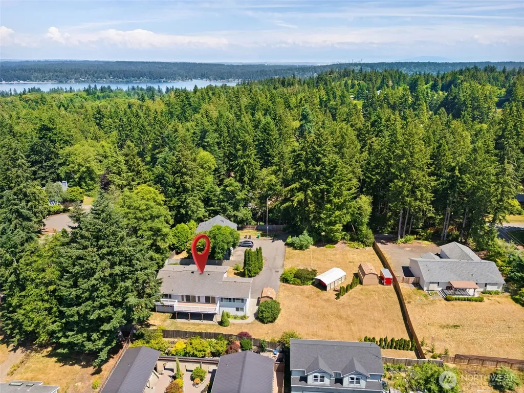 8101 Mcintyre Lane NE Bremerton WA 98311