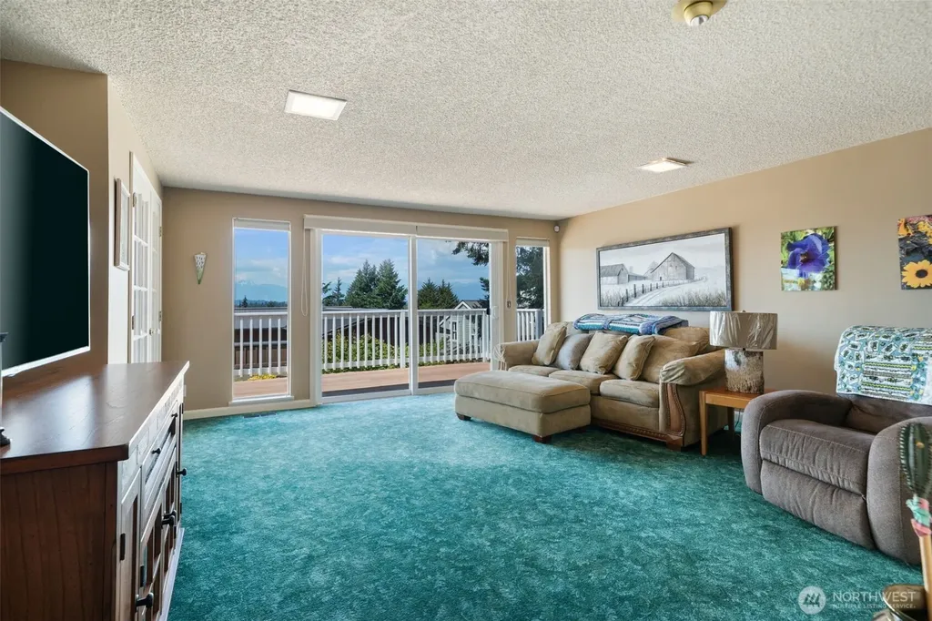 8101 Mcintyre Lane NE Bremerton WA 98311