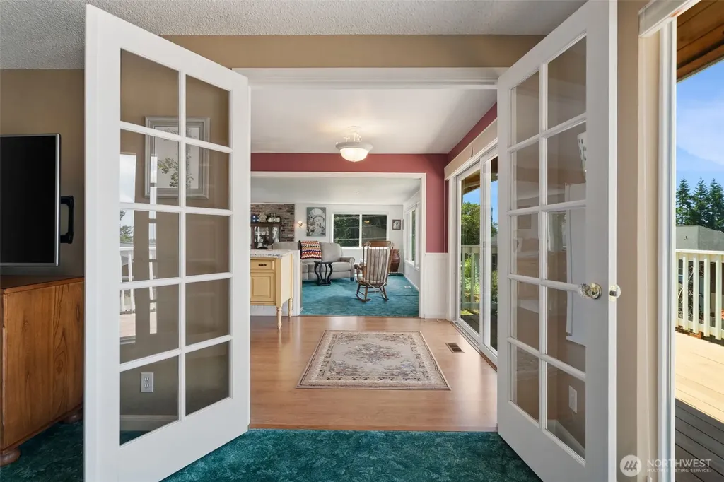 8101 Mcintyre Lane NE Bremerton WA 98311