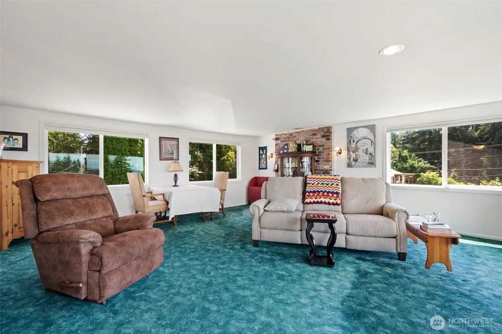 8101 Mcintyre Lane NE Bremerton WA 98311
