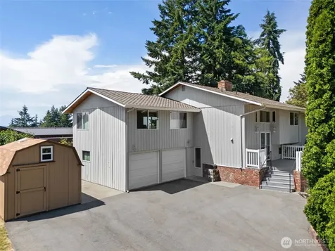 8101 Mcintyre Lane NE Bremerton WA 98311