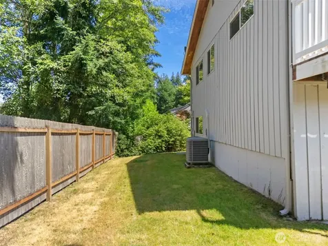 8101 Mcintyre Lane NE Bremerton WA 98311