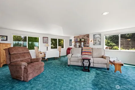 8101 Mcintyre Lane NE Bremerton WA 98311