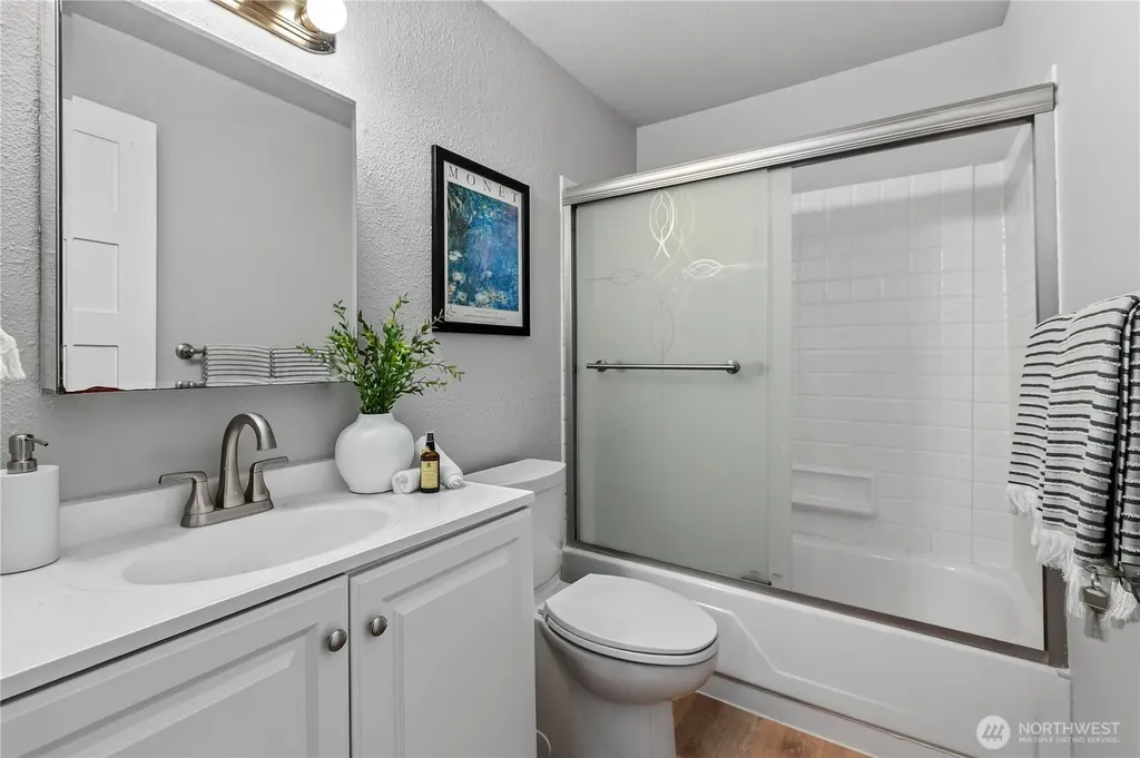 12631 NE 9th Place Bellevue WA 98005