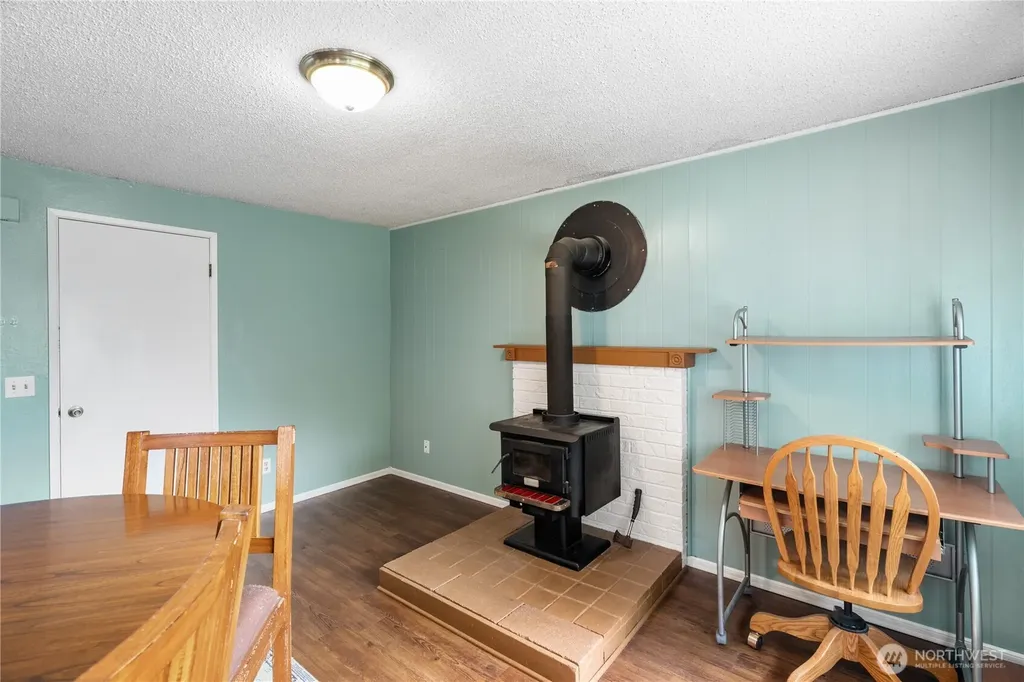 25 Whalebone Way Aberdeen WA 98520