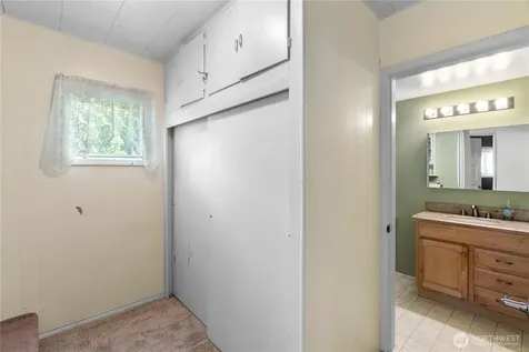 25 Whalebone Way Aberdeen WA 98520