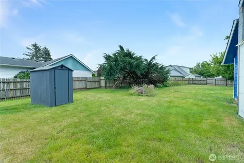 25 Whalebone Way Aberdeen WA 98520
