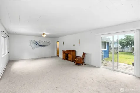 25 Whalebone Way Aberdeen WA 98520